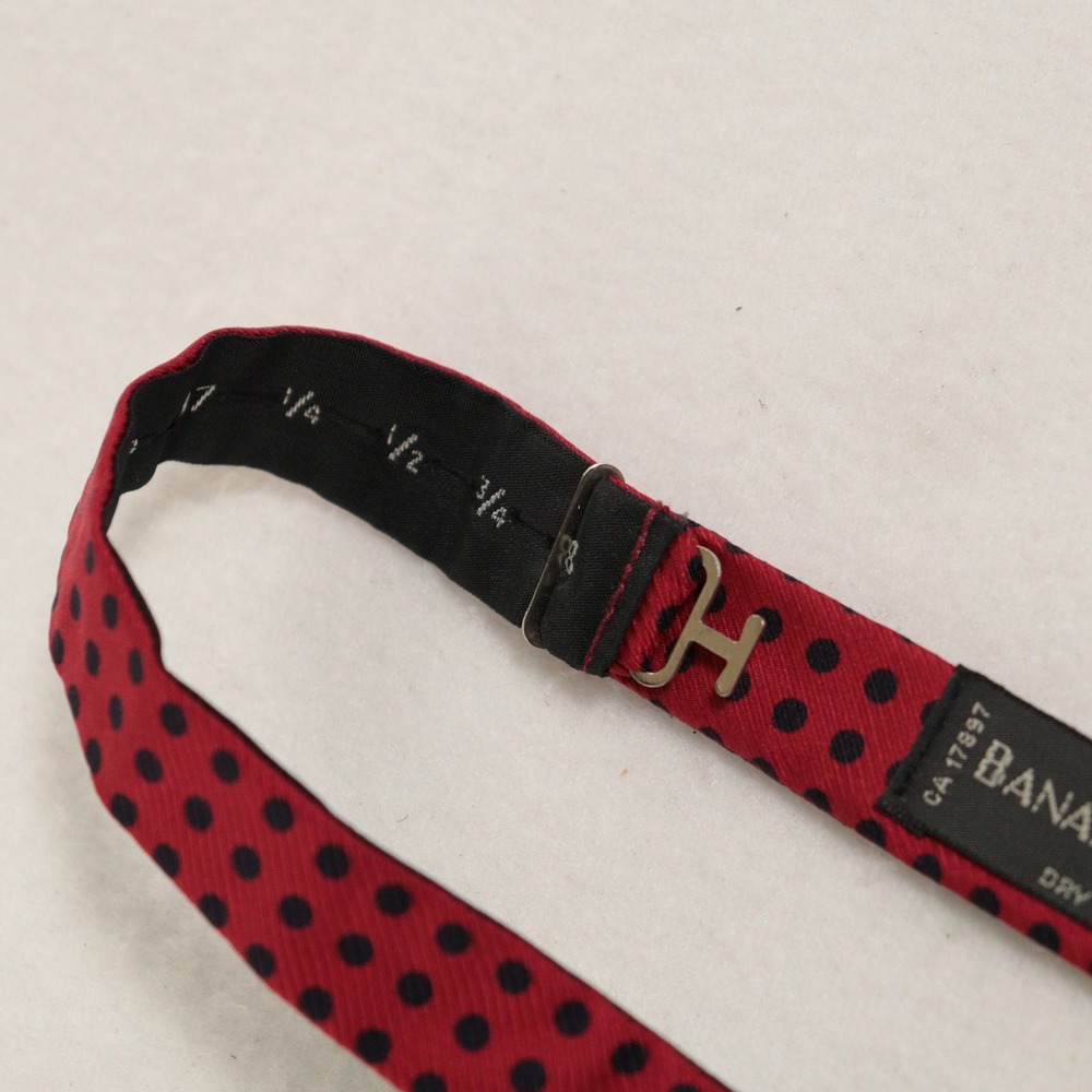 Banana Republic Bow Tie Polka Dot 100% Silk Red Men One Size - Picture 4 of 4